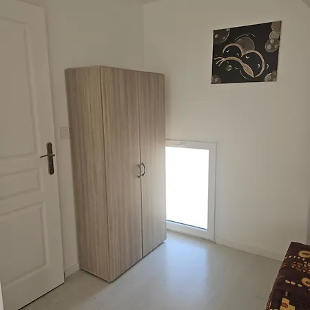 Appartamento Duplex Indépendant Au Calme Entre Noyon Et Compiègne
